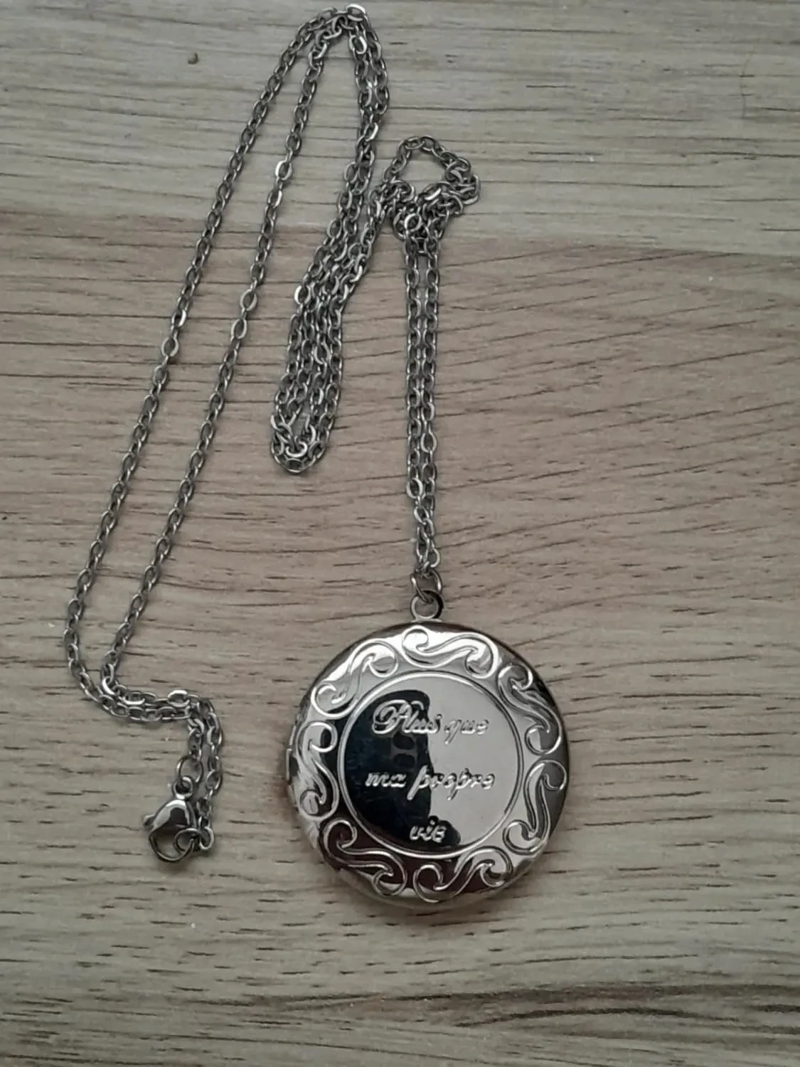 Collier médaillon "Plus que ma propre vie" Renesmée Cullen, Twilight